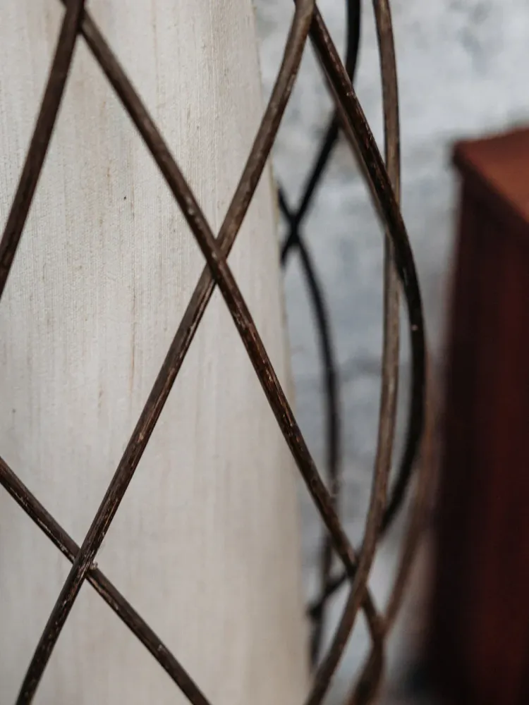 Julien, le lampadaire en rotin N°119 Marion