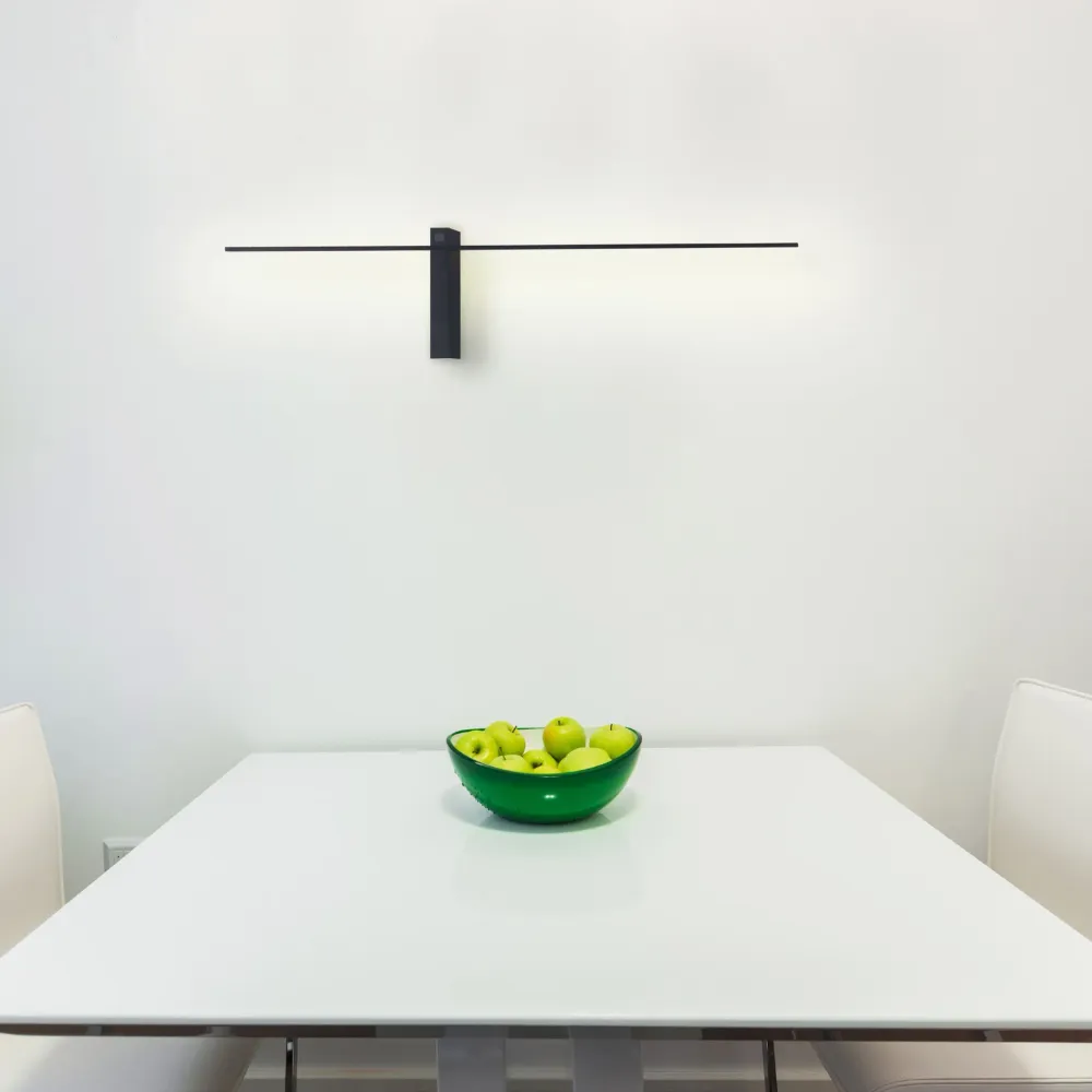 Applique murale LED Maxlight Sabre 1L, largeur 61 cm
