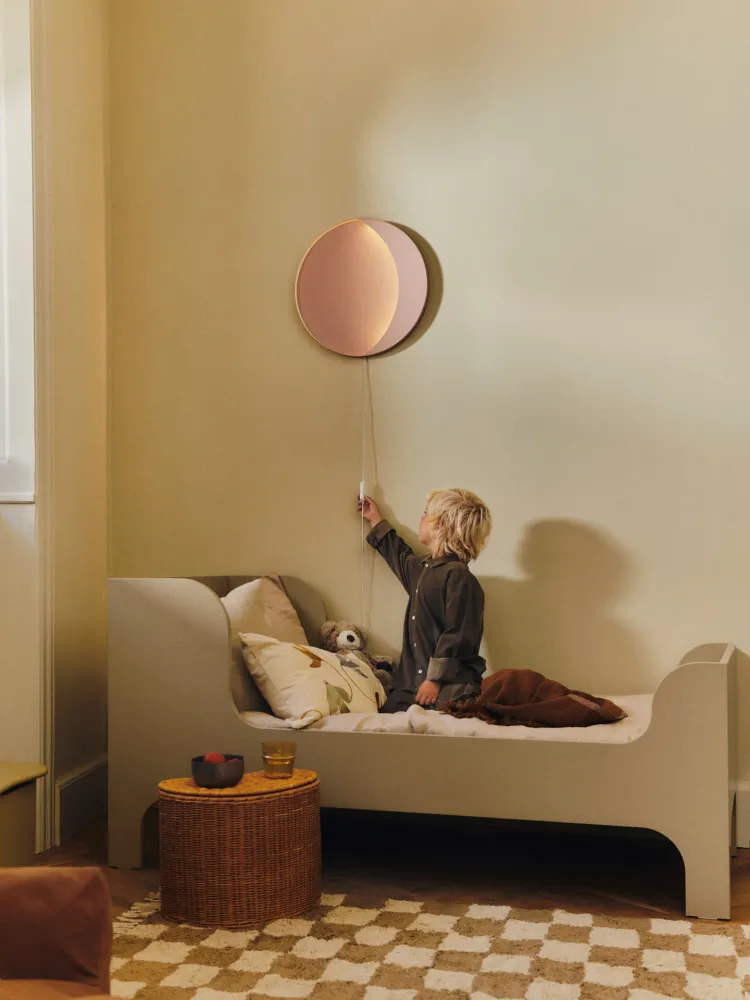 Neba Wall Lamp - Rose