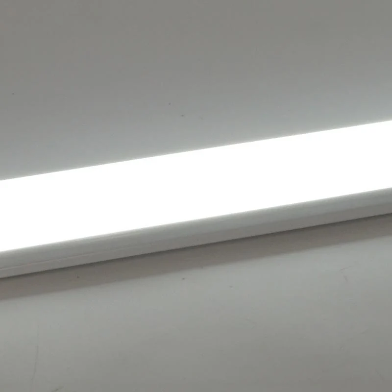 Réglette LED 30cm 10W Optonica
