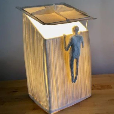 "Lucarne" sculpture lumineuse papier a etre