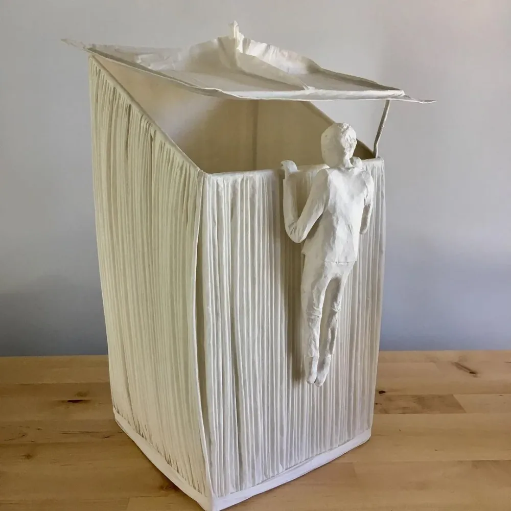 "Lucarne" sculpture lumineuse papier a etre