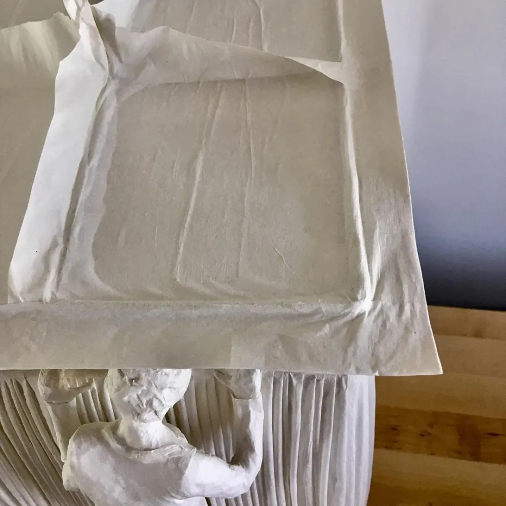 "Lucarne" sculpture lumineuse papier a etre