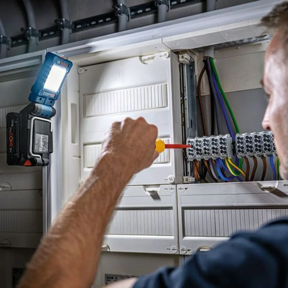 phare de chantier Bosch LE 18V-800 PRO 18V