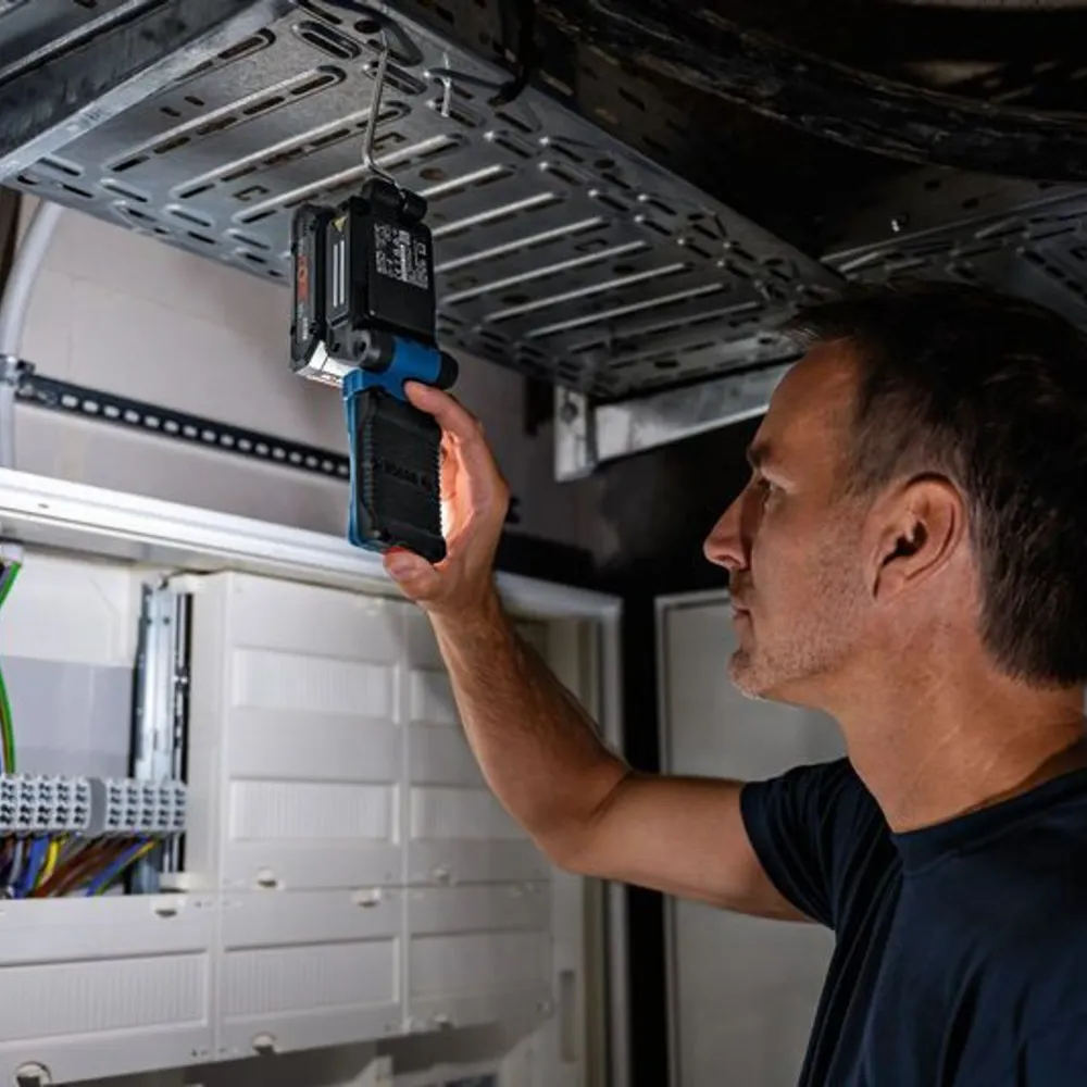 phare de chantier Bosch LE 18V-800 PRO 18V