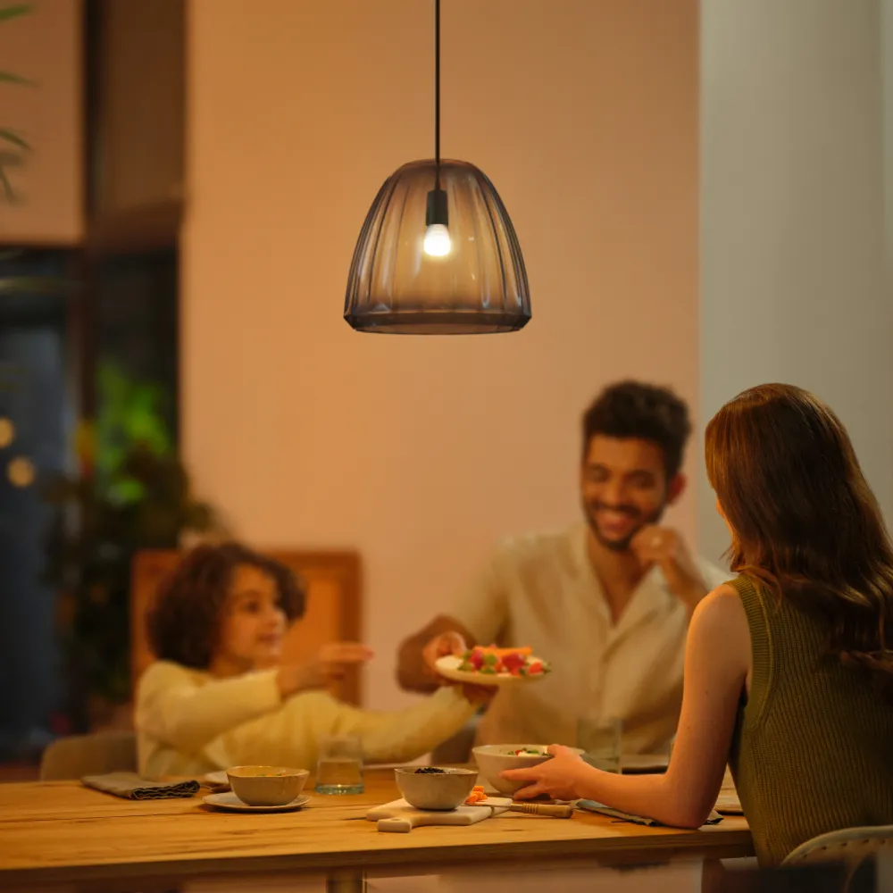 Philips Hue Bombilla esférica White Ambiance E14 5W 470lm 8719514491106