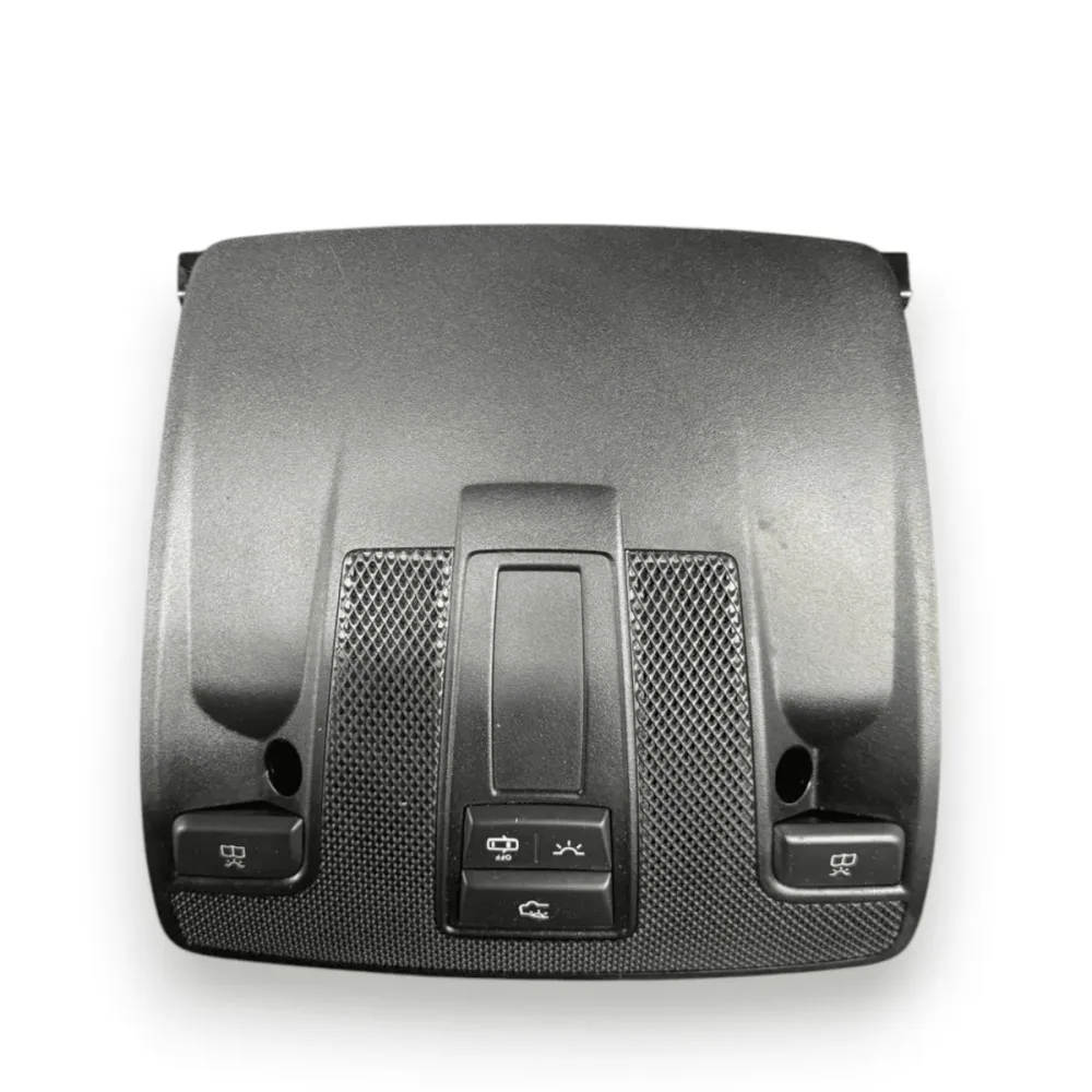 Plafonnier de toit intérieur avant Mercedes-Benz CLA (X117) code A0009003608 (2013-2019)