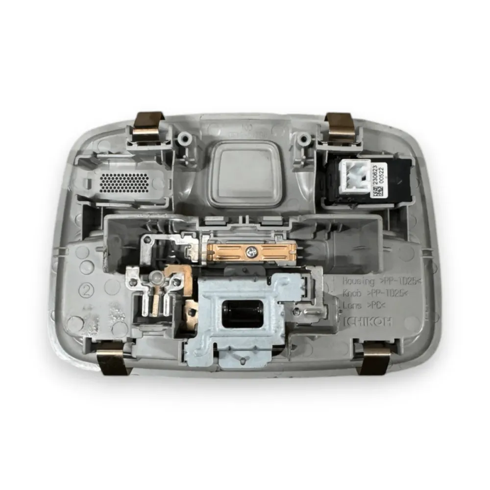 Plafonnier de toit intérieur avant Suzuki Swift VI cod.36210-84S0 (2017-2023)