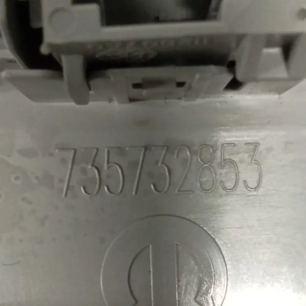 Plafonnier de toit intérieur jeep avenger cod. 735732853 (2022 >)