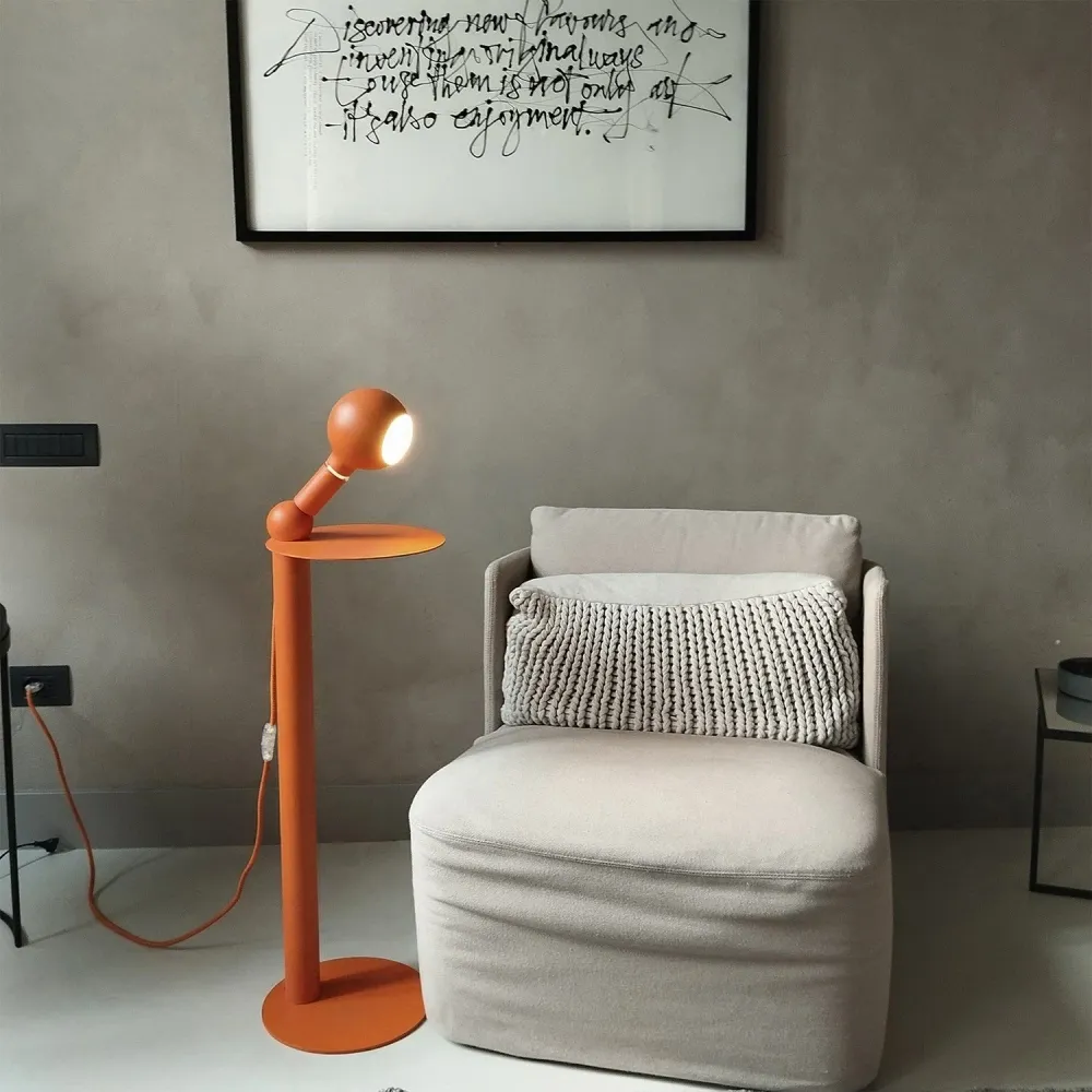 Rocco - Lampadaire avec Fiche UK et Ampoule Camo - Orange