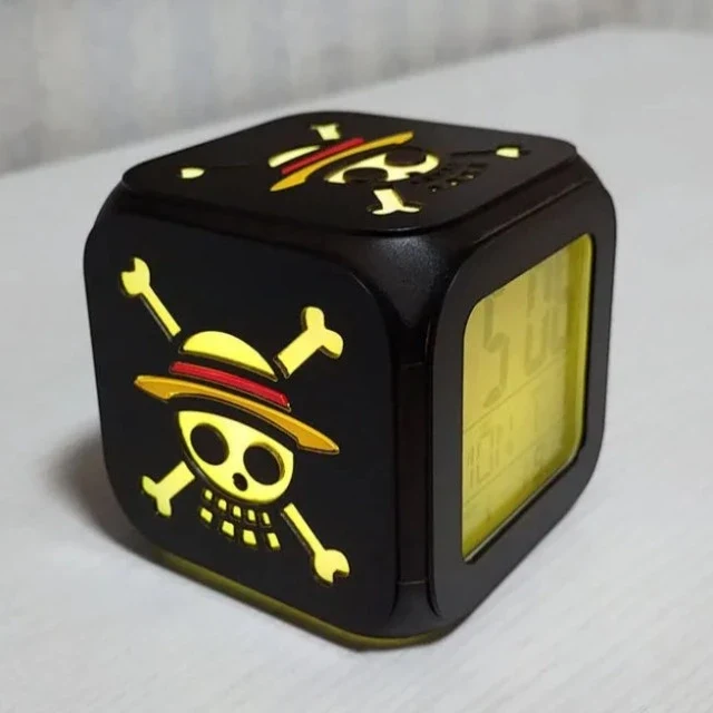 Réveil One Piece Lumineux Jolly Roger