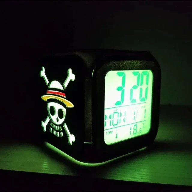 Réveil One Piece Lumineux Jolly Roger