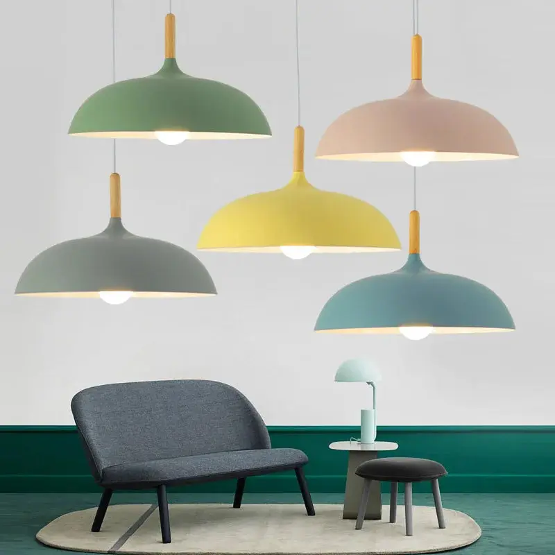 ScandiBeam - lampe de plafond en chêne scandinave moderne