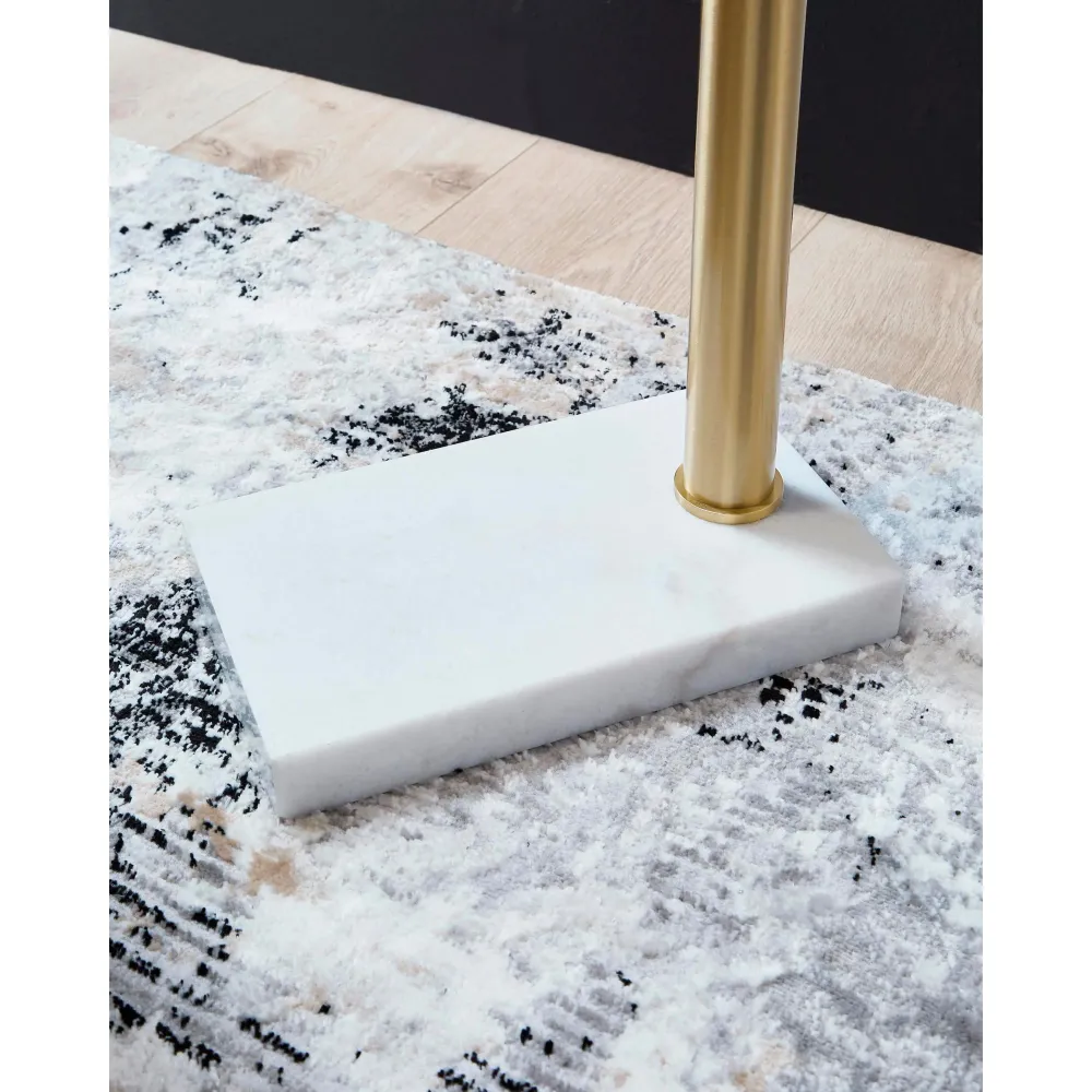 Signature Design Ashley Lampe sur pied Santiford L206121