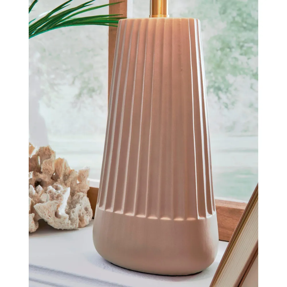 Signature Design Ashley Lampe sur table Dellner L100854