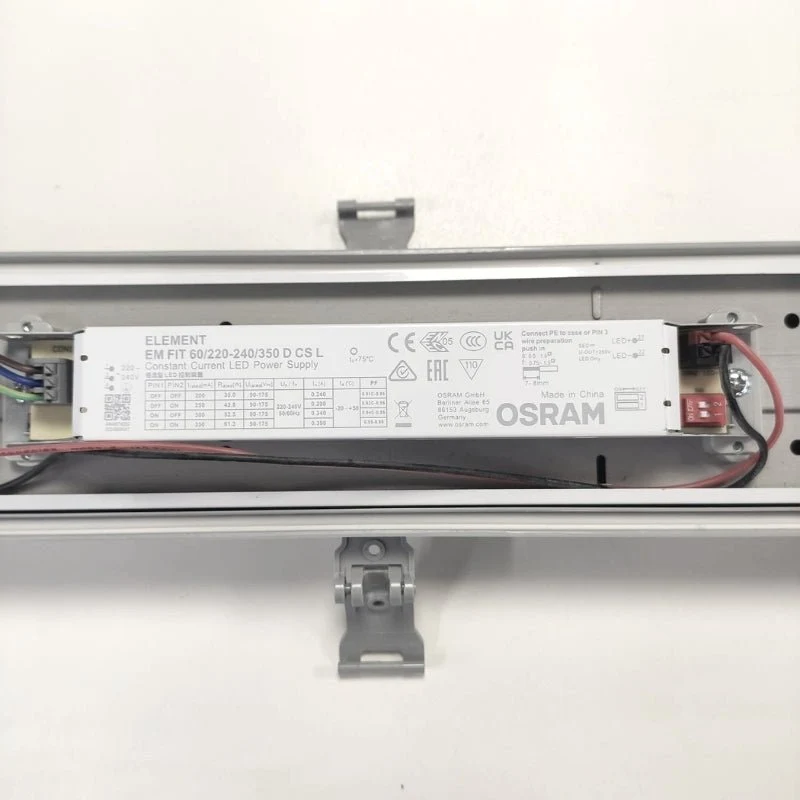 Réglette LED Étanche 150cm 50W 125lm/W IP65 avec Détecteur Intégré Silamp