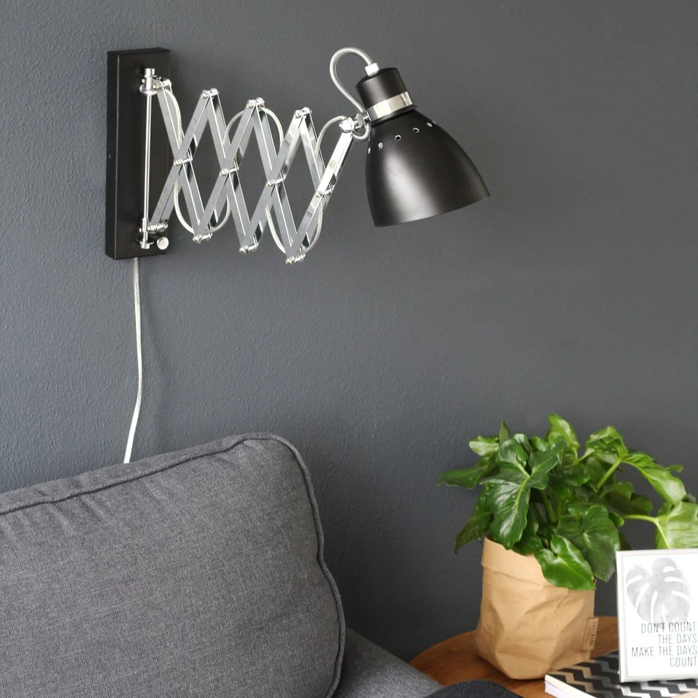 Applique murale pivotante Steinhauer Jump 1L en acier noir E27