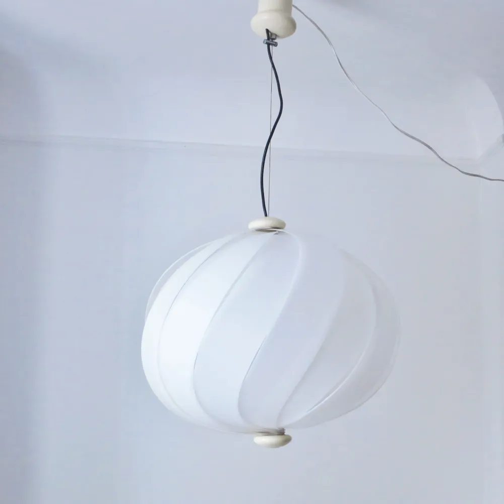 Suspension boule Alicante Emanuele Ponzio Guzzini 1967