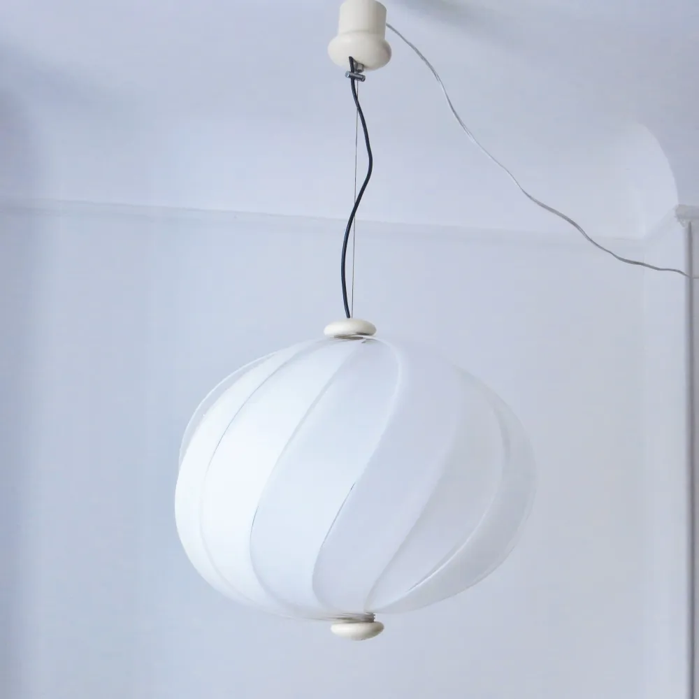 Suspension boule Alicante Emanuele Ponzio Guzzini 1967