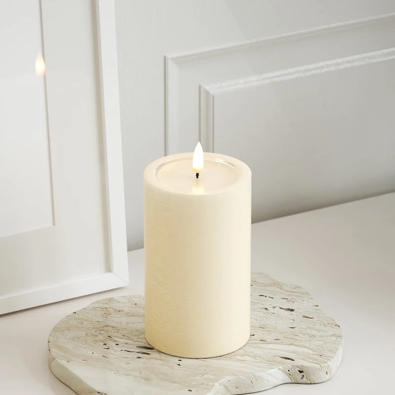 Unique LED Bougie pilier D 7,5 x 12,5 cm Crème