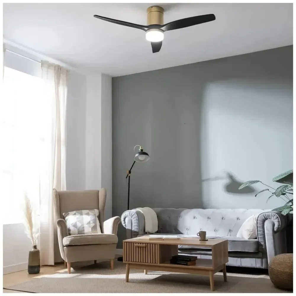 Ventilateur de plafond 52 pouces éclairage LED connectivité WiFi 6 vitesses mode été hiver Cecotec