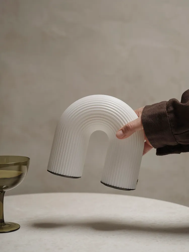 Vuelta Portable Lamp - White