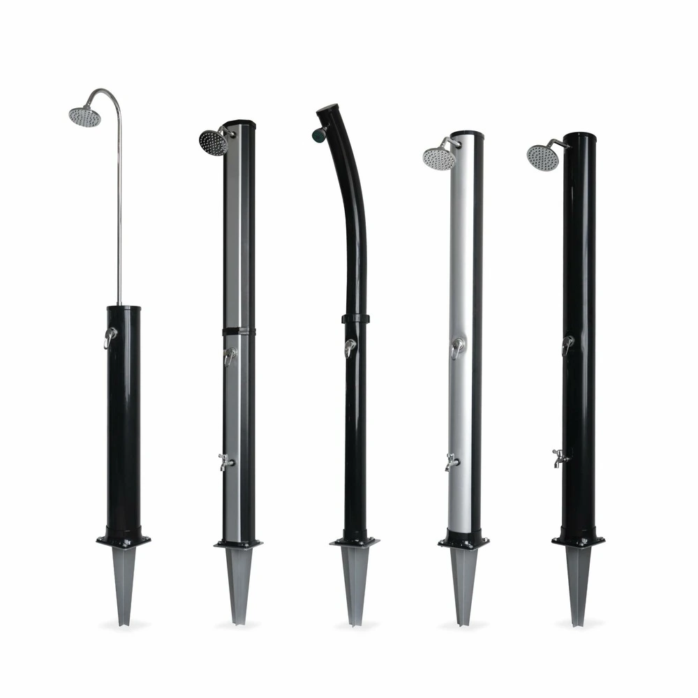 Kit d’ancrage pour douches solaires sweeek. Kit de scellement. Piquet pour douche solaire. Piquet de fixation.