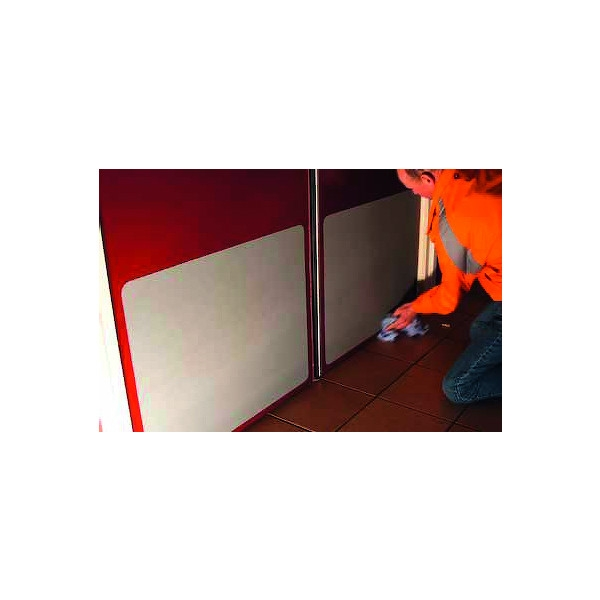 Plinthe rubbertex noir de protection bas de porte à coller - Longueur : 900 mm - Hauteur : 300 mm - XHANDER