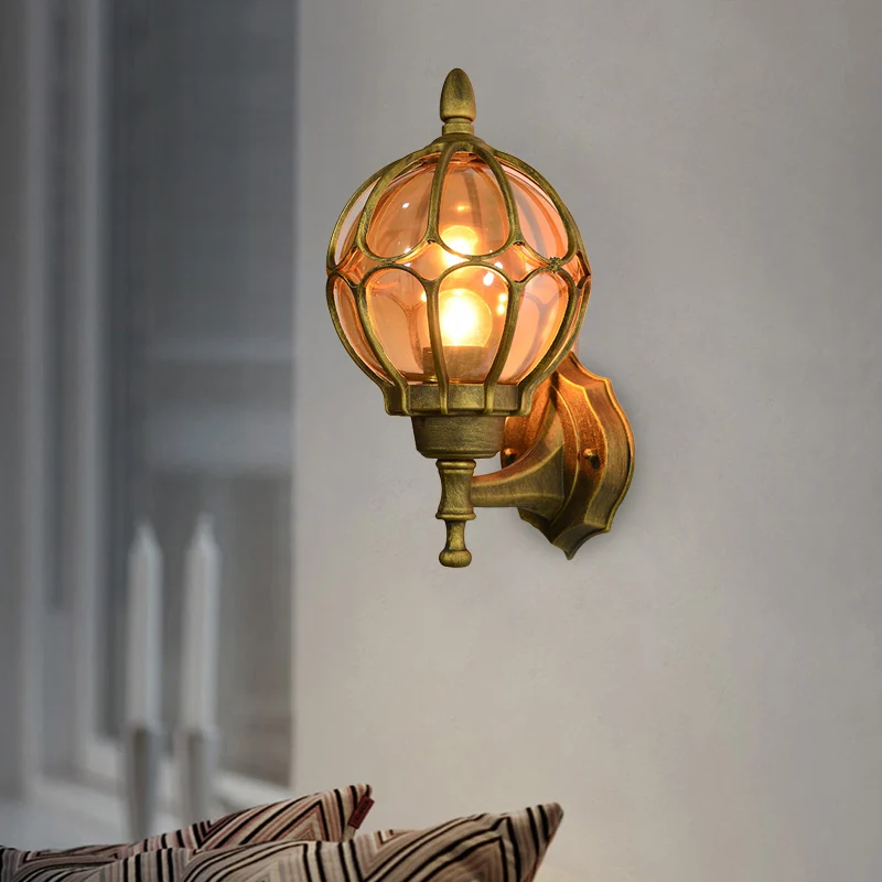 Boîtier de dérivation Globe Wohnzimmer-Wandleuchte, industrielles Bernsteinglas, 1 Licht, Schwarz/Gold/Bronze, 8,5"/9"/12,...