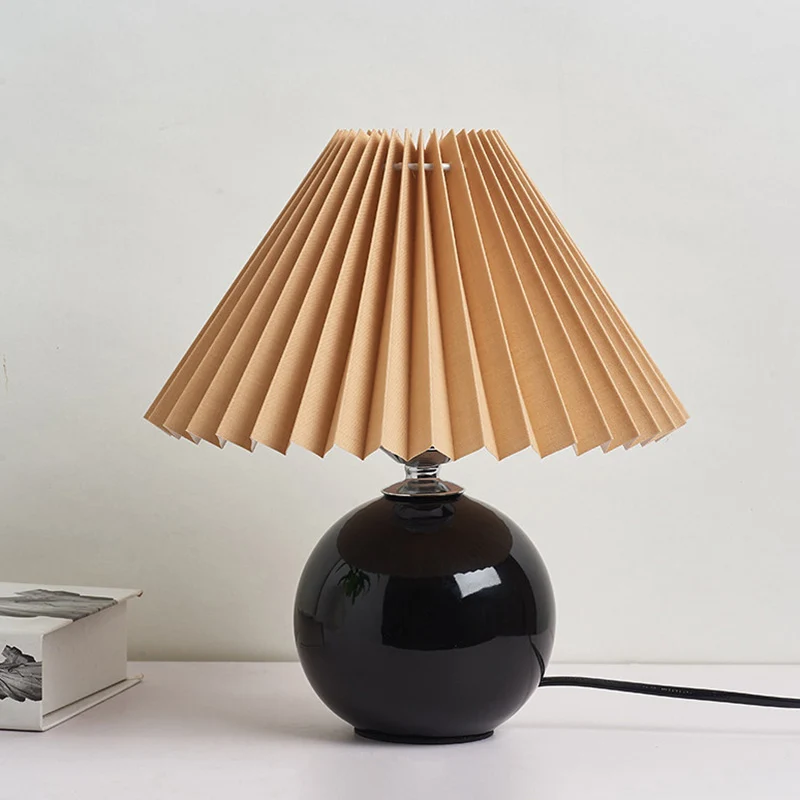 Lampe de table de chevet Globe en céramique, éclairage de table de chevet tendance avec abat-jour plissé conique avec déte...