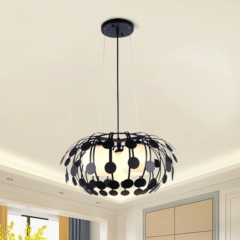 Transformateur LED Lustre Globe noir/blanc actuel à 3 lumières, plafonnier suspendu en verre blanc avec cadre en fer ovale