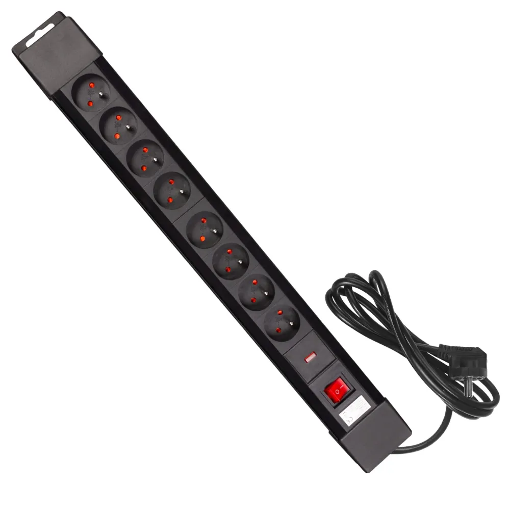 Multiprise avec 8 prises et interrupteur lumineux Maclean MCE11 - Compatible Prise Française