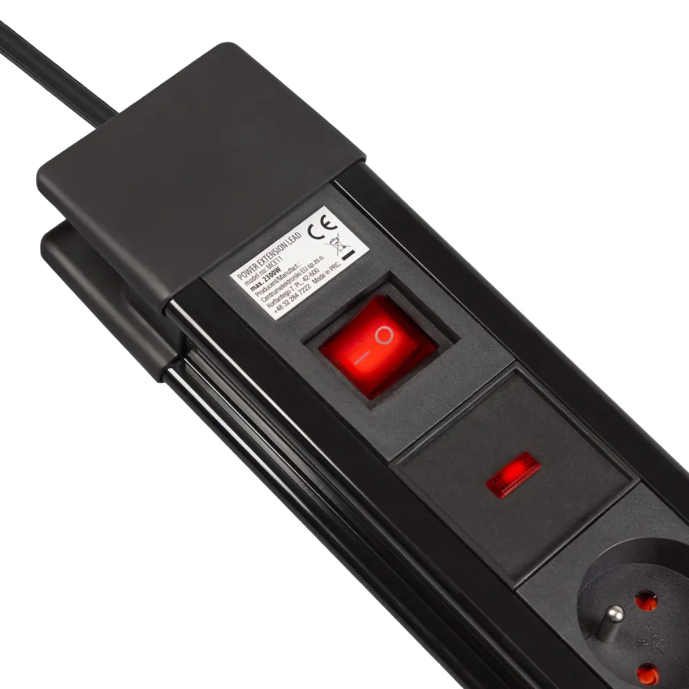 Multiprise avec 8 prises et interrupteur lumineux Maclean MCE11 - Compatible Prise Française