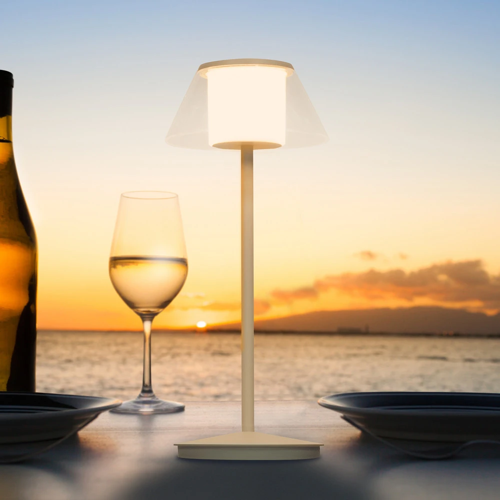 Lampe de table LED à autonomie renouvelable K5, blanc, aluminium, IP54, intensité avec diffuseur opale