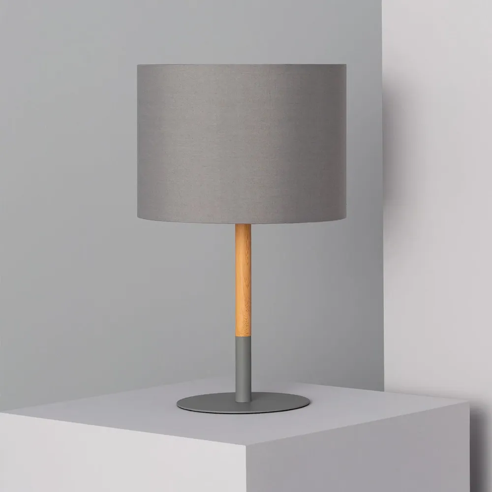 Plafonnier à lumière directionnelle Lampe de table Silinda connectée Wi-fi avec éclairage réglable par variateur