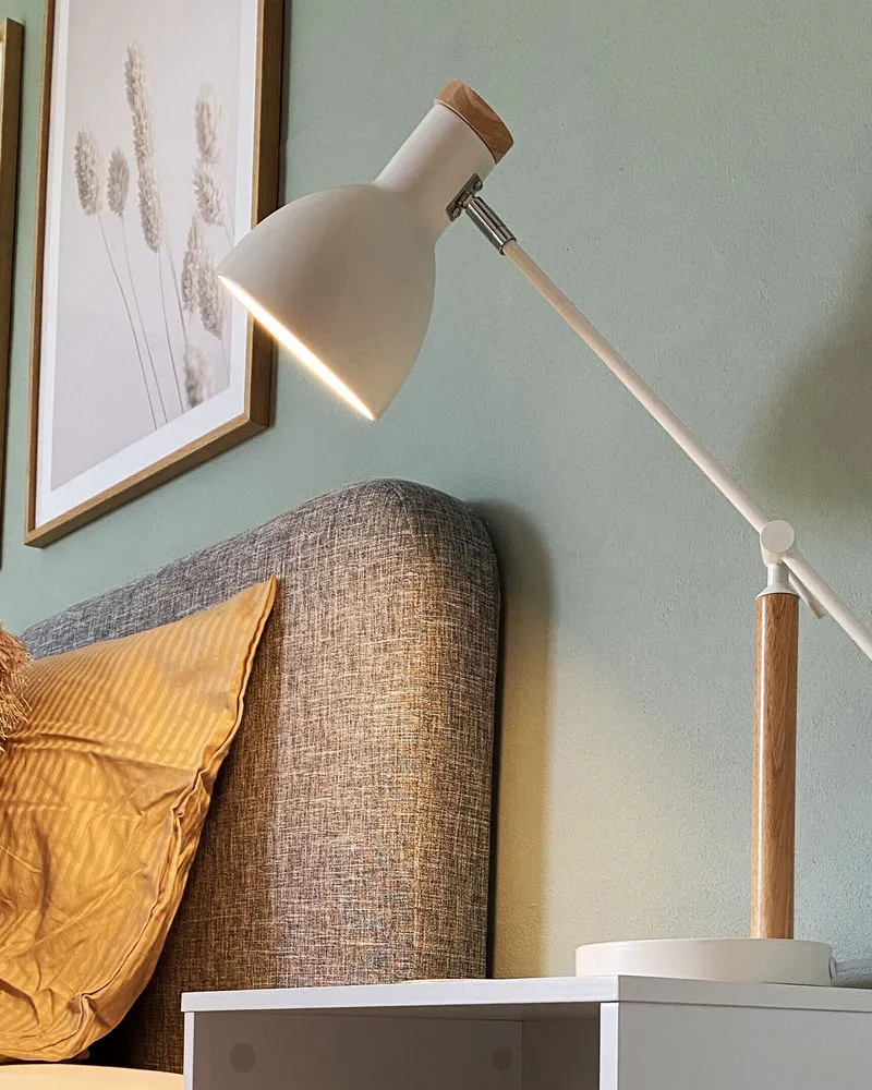 Table Lamp Blanc pur and Light Wood PECKOS