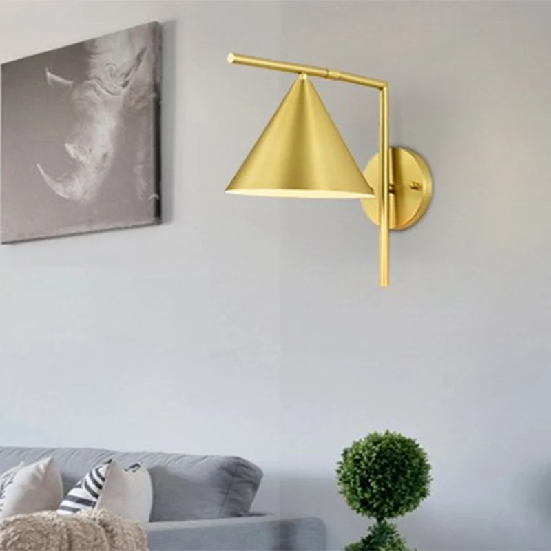 Konische Metall-Wandbeleuchtung, zeitgenössische Wandleuchte mit 1 Licht, Schwarz/Weiß/Gold, über dem Tisch, 20,3 cm Breit...