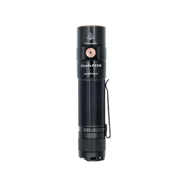 Lampe de poche tactique LED E35R, 3 100 LUMEN (batterie incluse) pour randonnée nocturne