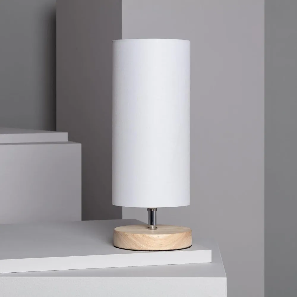 Lampe de table en bois avec abat-jour en tissu modèle Roundi Haarle. avec Abat-Jour Inclus