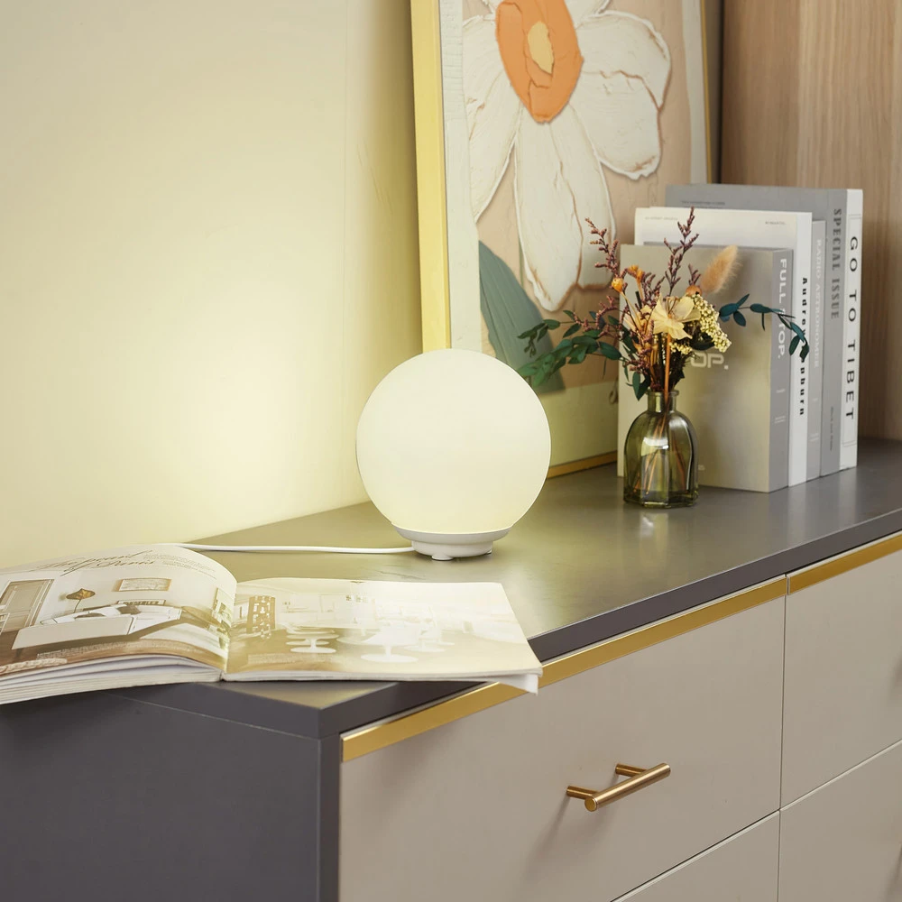 Lindby Évolué lampe de table LED Cosmia, blanc, verre, Tuya