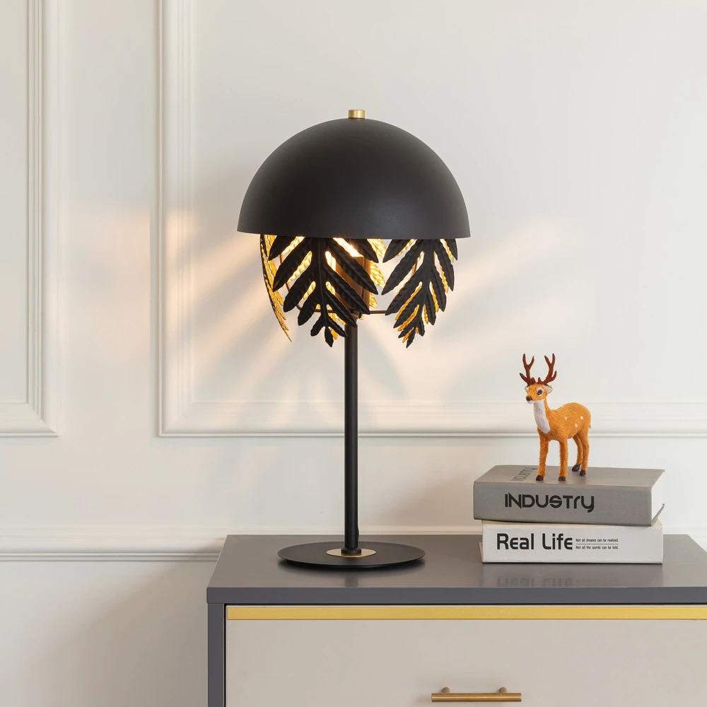 Lucande Aparas lampe de table feuille, noir-or avec douille E27
