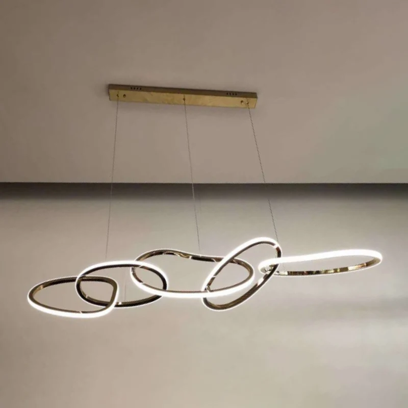 Éclairage LED Haute Luminosité 5-Ring-Inselbeleuchtung aus Metall, minimalistische goldene LED-Hängeleuchte für das Esszimmer