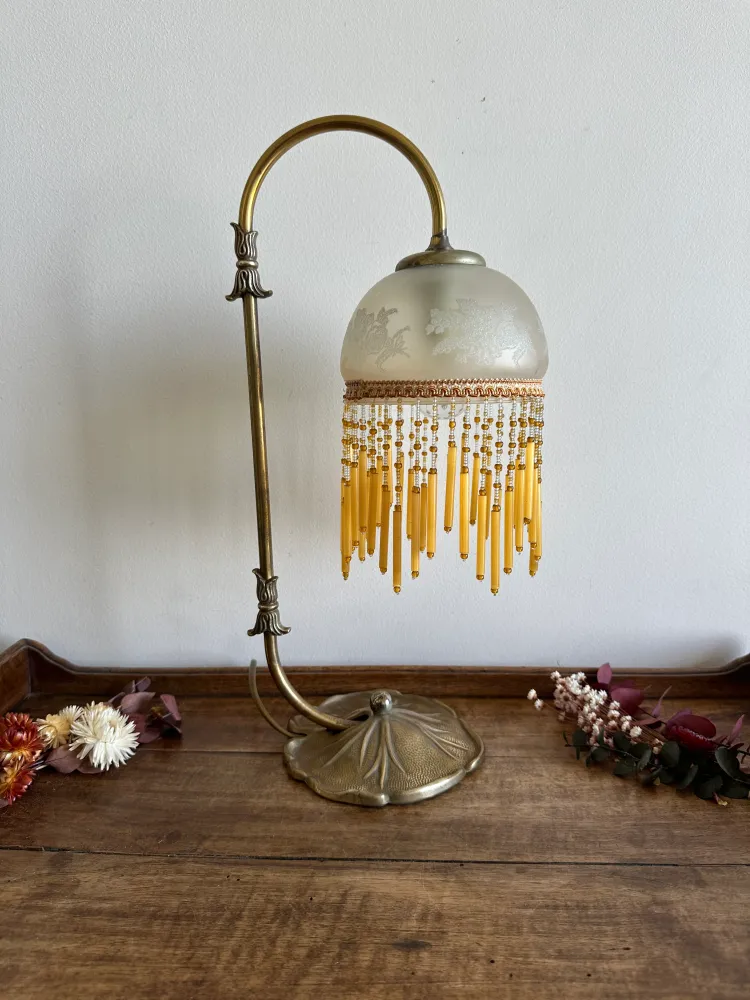 Lampe de chevet style Art Neuf Charleston pied nénuphar