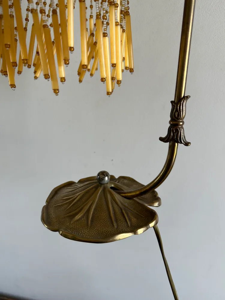 Lampe de chevet style Art Neuf Charleston pied nénuphar