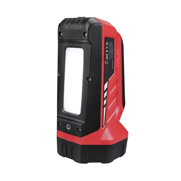 Lampe de poche LED RS10 spot, 800 lumens (batterie incluse) (IP67)