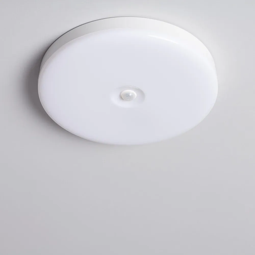 Étanche IPX8 Lustre rond à LED 18W Ø290 mm sans scintillement, avec détecteur PIR crépusculaire