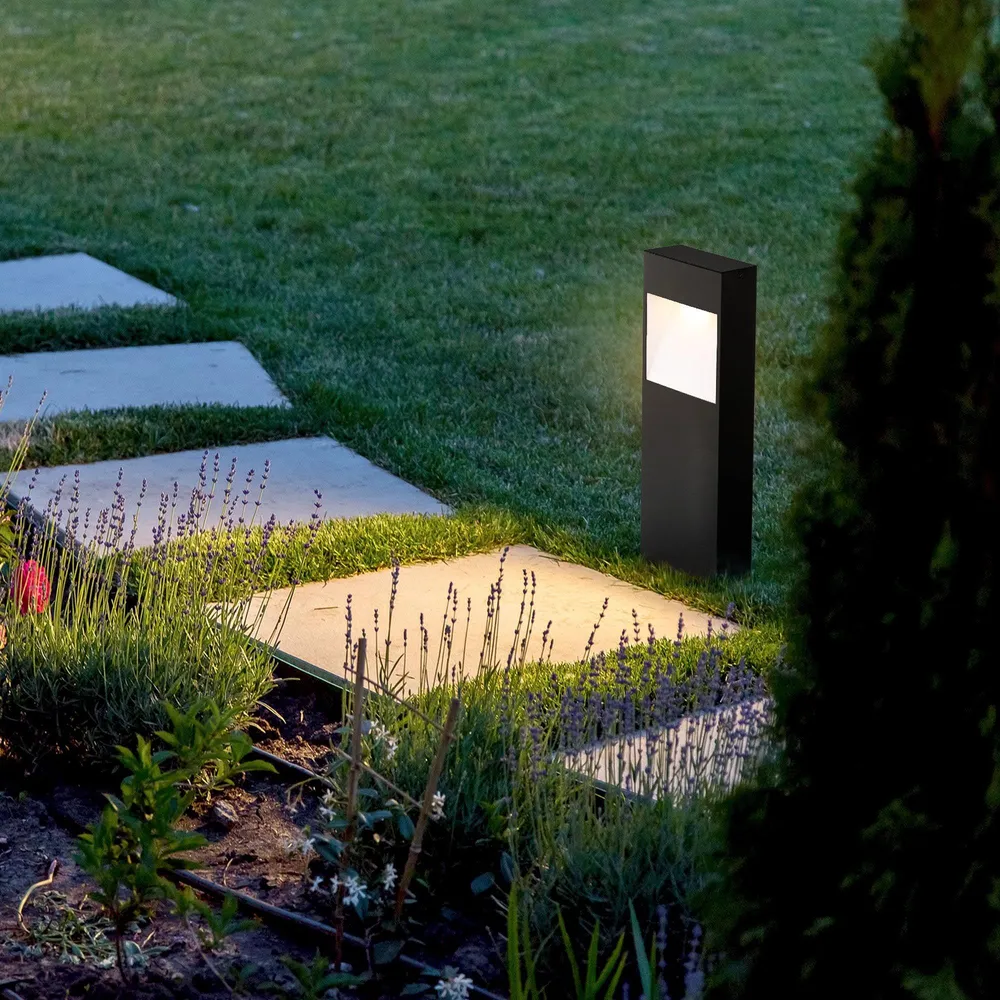 Borne extérieure en métal noir MANFRIA led intégrée 10W