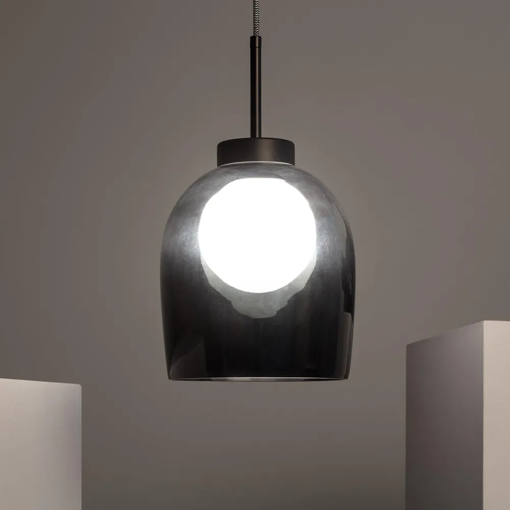 Éclairage suspendu en verre Galia avec technologie LED intégrée