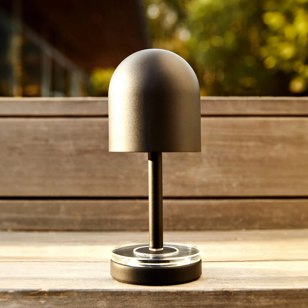 Lampe à poser LED accumulateur Luceo d'AYTM, noir, IP44