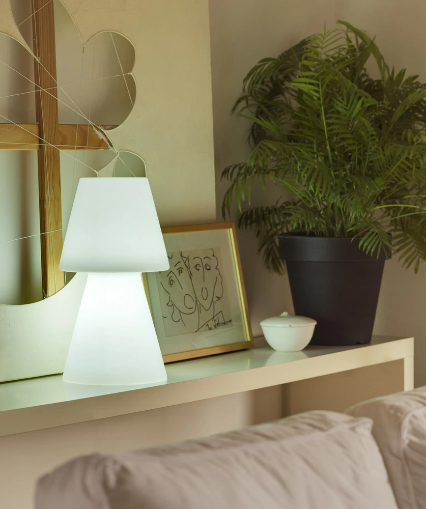 Lampe à poser lola 45 lumière blanche froide par câble hauteur 45cm